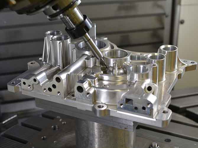 5 service d'usinage Axe CNC
